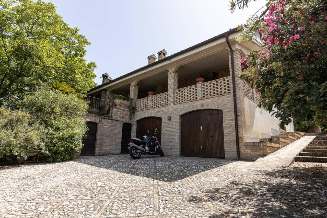 B&B Villa Dei Desideri Chieti Esterno foto