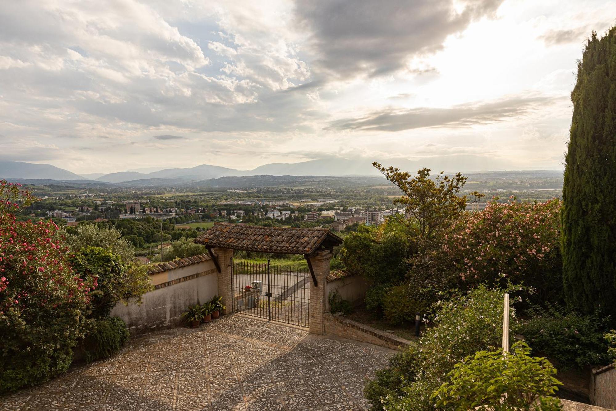 B&B Villa Dei Desideri Chieti Esterno foto