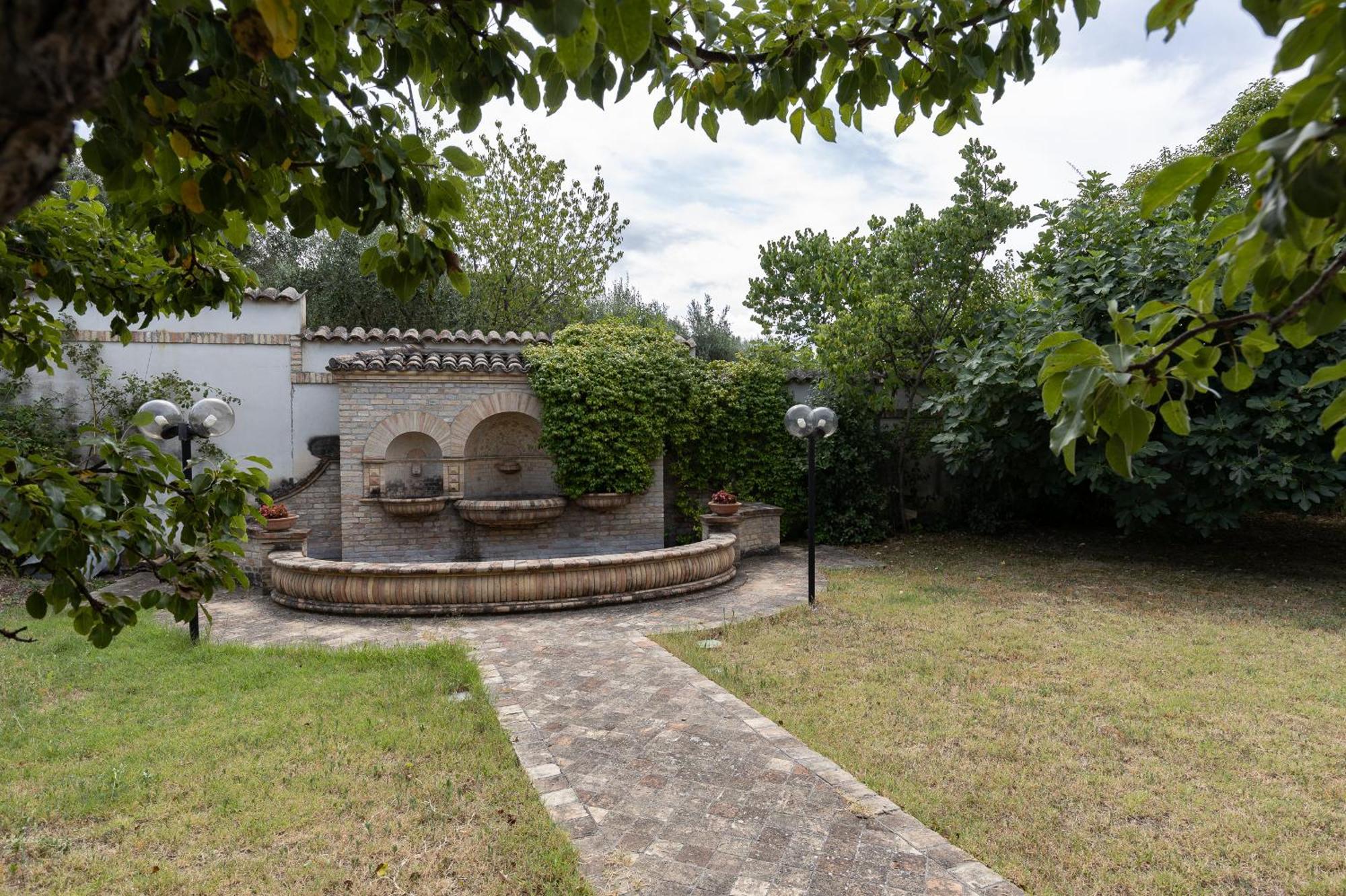 B&B Villa Dei Desideri Chieti Esterno foto