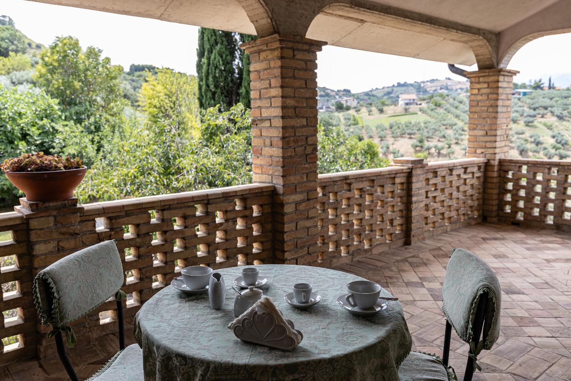 B&B Villa Dei Desideri Chieti Esterno foto